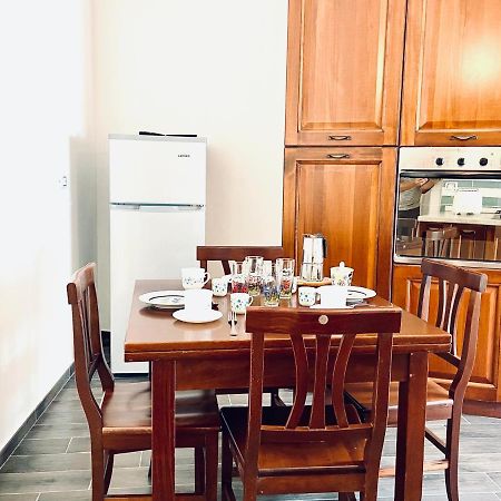 דירות סלרנו Casa Di Ale & Frank מראה חיצוני תמונה